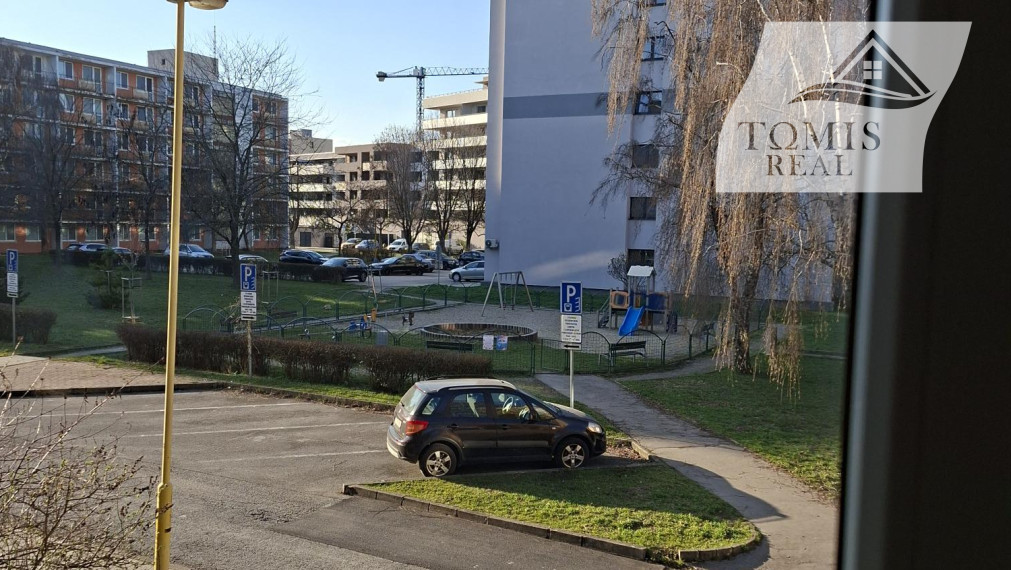 Ponúkame na predaj pekný 2- izbový byt v blízkosti centra Košíc