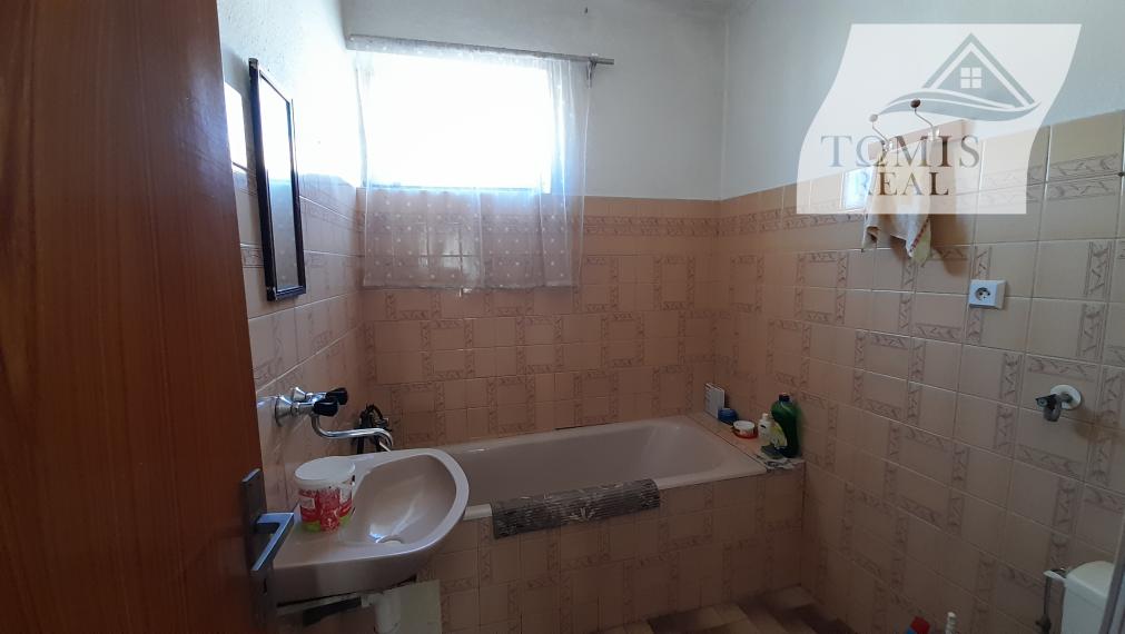 EXKLUZÍVNE na predaj rodinný dom v obci Poproč