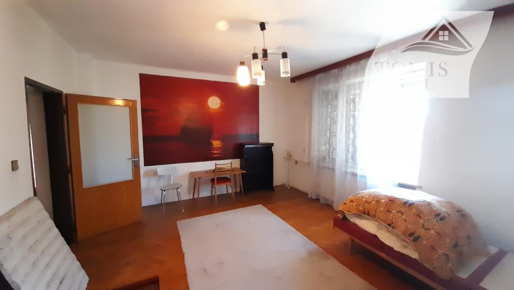 EXKLUZÍVNE na predaj rodinný dom v obci Poproč