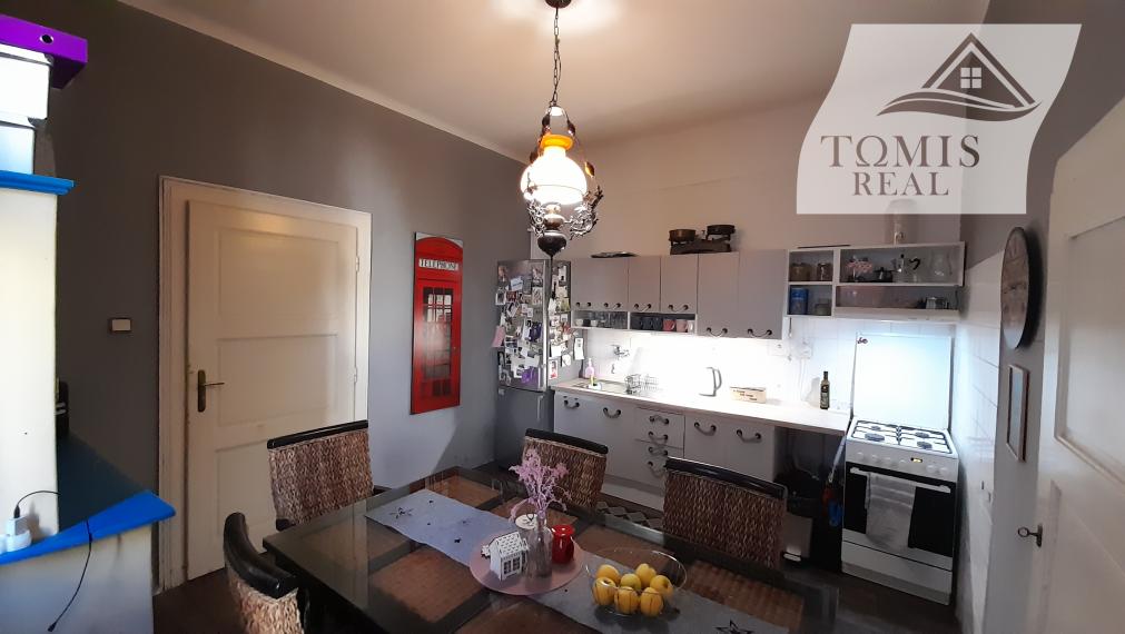 REZERVOVANÉ EXKLUZÍVNE ponúkame na predaj 2 izbový byt, 92m2 + loggia, Krivá ul.