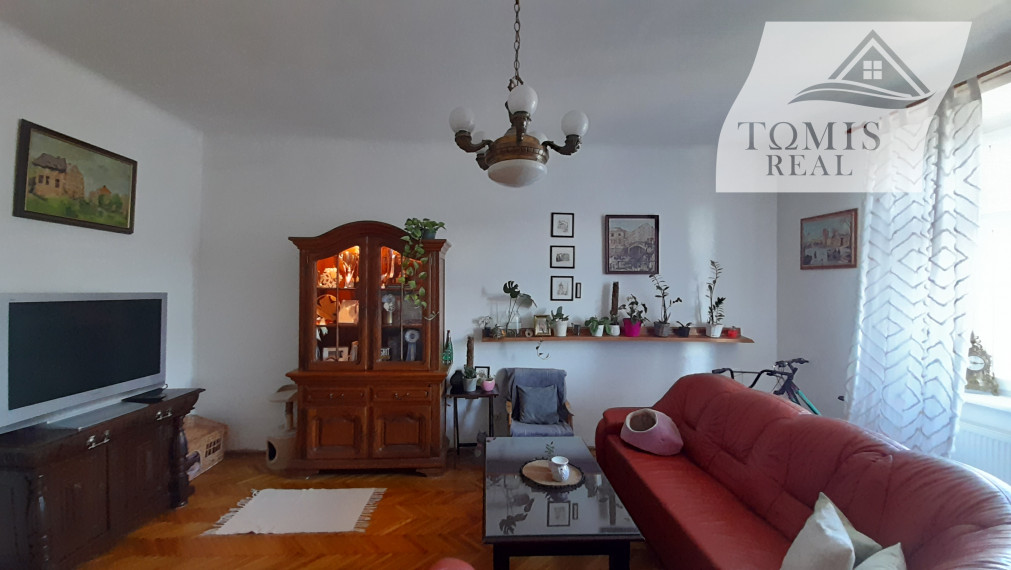 REZERVOVANÉ EXKLUZÍVNE ponúkame na predaj 2 izbový byt, 92m2 + loggia, Krivá ul.