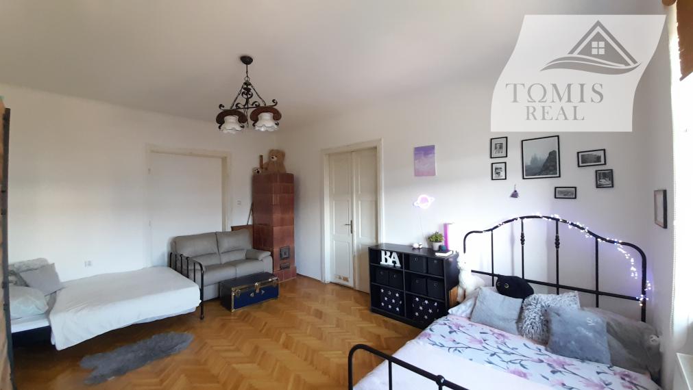 REZERVOVANÉ EXKLUZÍVNE ponúkame na predaj 2 izbový byt, 92m2 + loggia, Krivá ul.