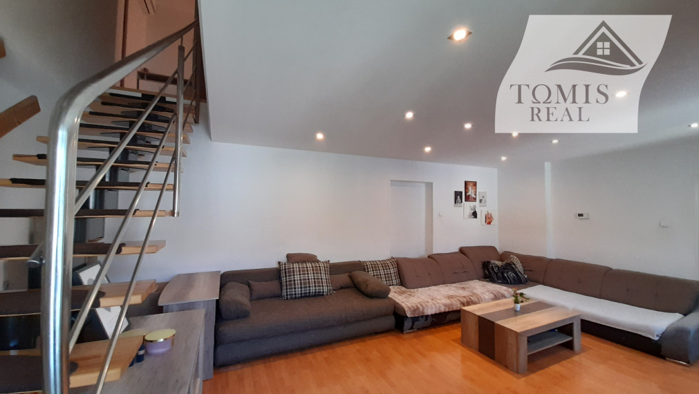 EXKLUZÍVNE veľkometrážny mezonetový 4-izbový byt, Nám. Oceliarov, Košice-Šaca