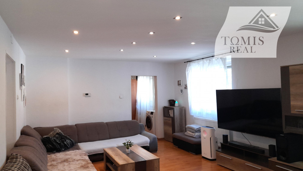 EXKLUZÍVNE veľkometrážny mezonetový 4-izbový byt, Nám. Oceliarov, Košice-Šaca