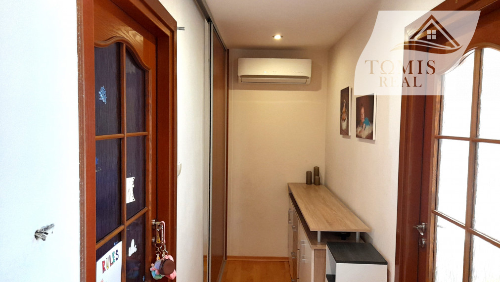 EXKLUZÍVNE veľkometrážny mezonetový 4-izbový byt, Nám. Oceliarov, Košice-Šaca