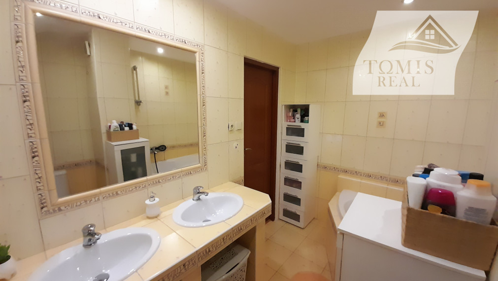 EXKLUZÍVNE veľkometrážny mezonetový 4-izbový byt, Nám. Oceliarov, Košice-Šaca