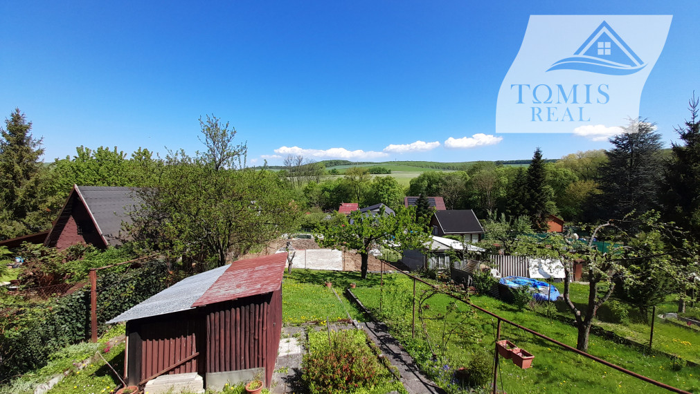 Na predaj 3 podlažná murovaná chata, Košické Olšany.