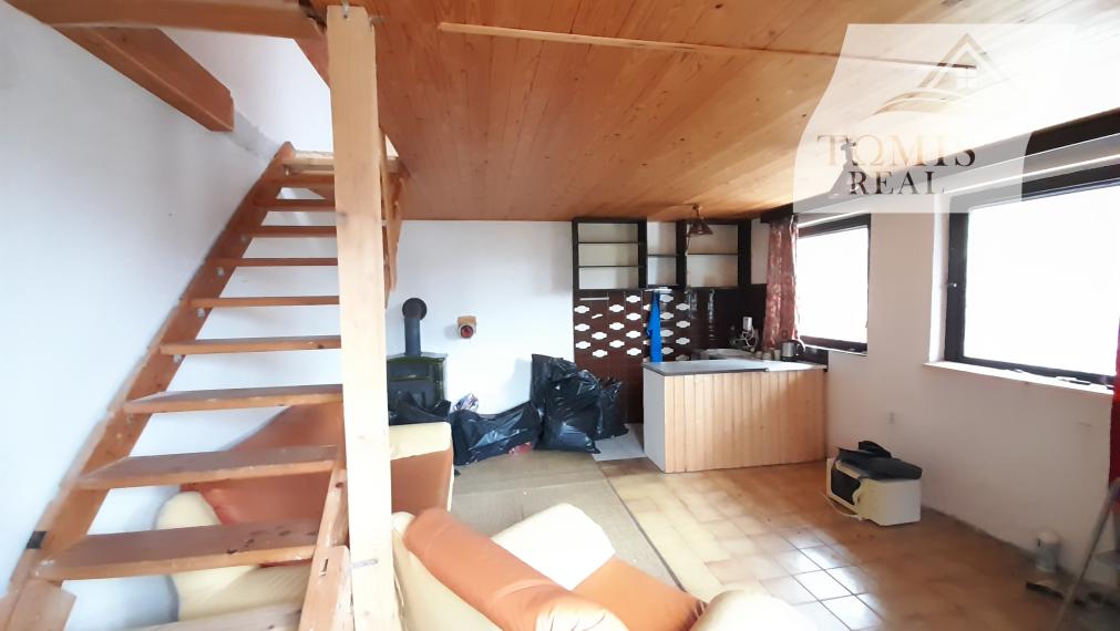 EXKLUZÍVNE 3 podlažná murovaná chata Medzev.