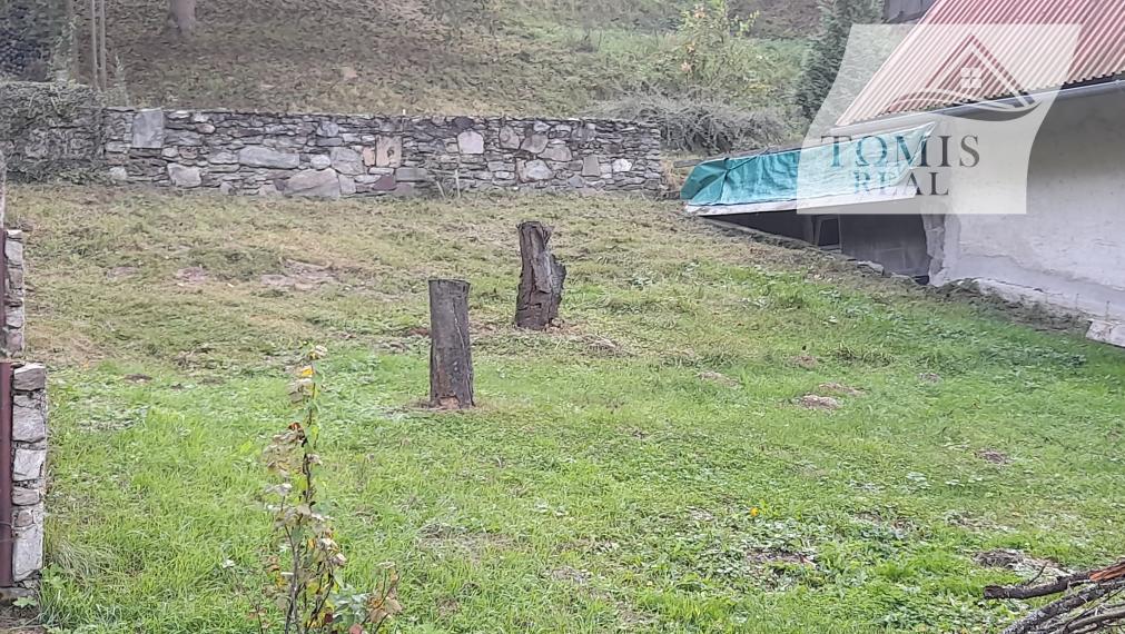 EXKLUZÍVNE na predaj stavebný pozemok, 303m2, Zlatá Idka