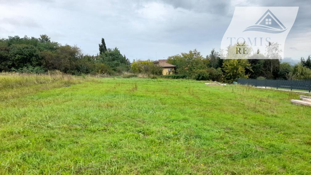 Na predaj stavebný pozemok v obci Beniakovce.