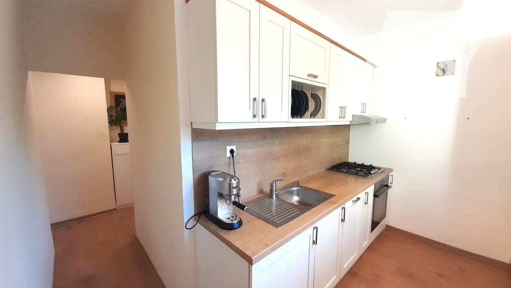 EXKLUZÍVNE v ponuke na predaj 2 izbový byt, sídl. Podhradová