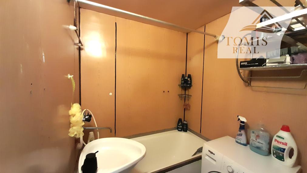 Na predaj veľký 2 izbový byt s loggiou, Furča