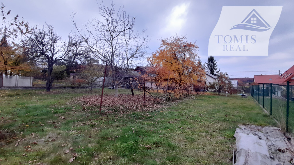 Exkluzívny stavebný pozemok v lukratívnej lokalite Košice - Pereš s domom na asanáciu