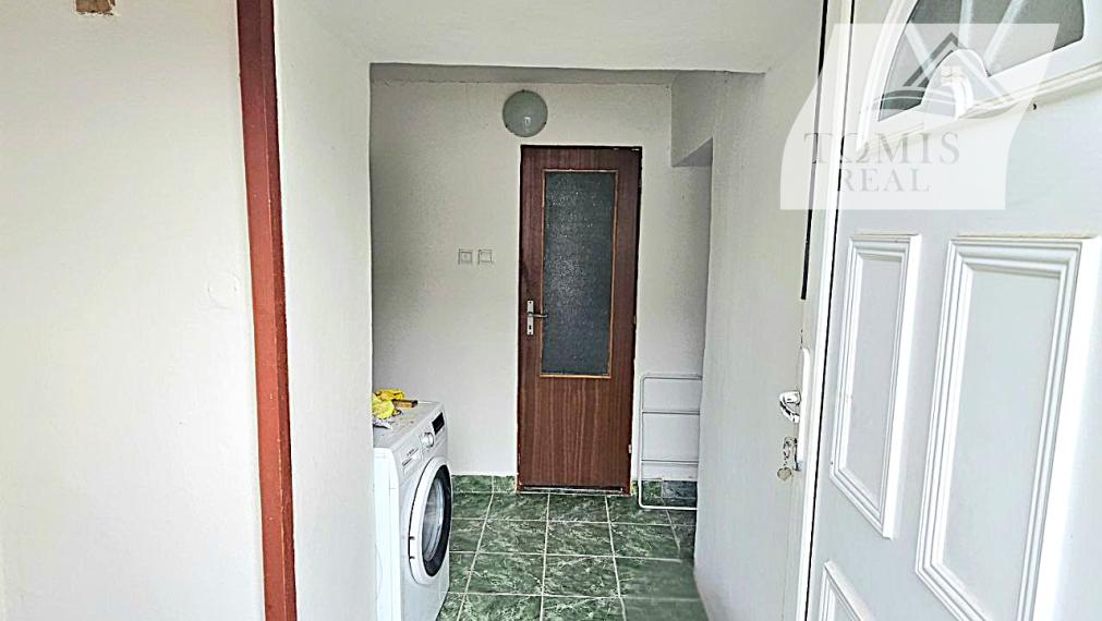 Rodinný dom v obci BUZICA s letnou kuchyňou