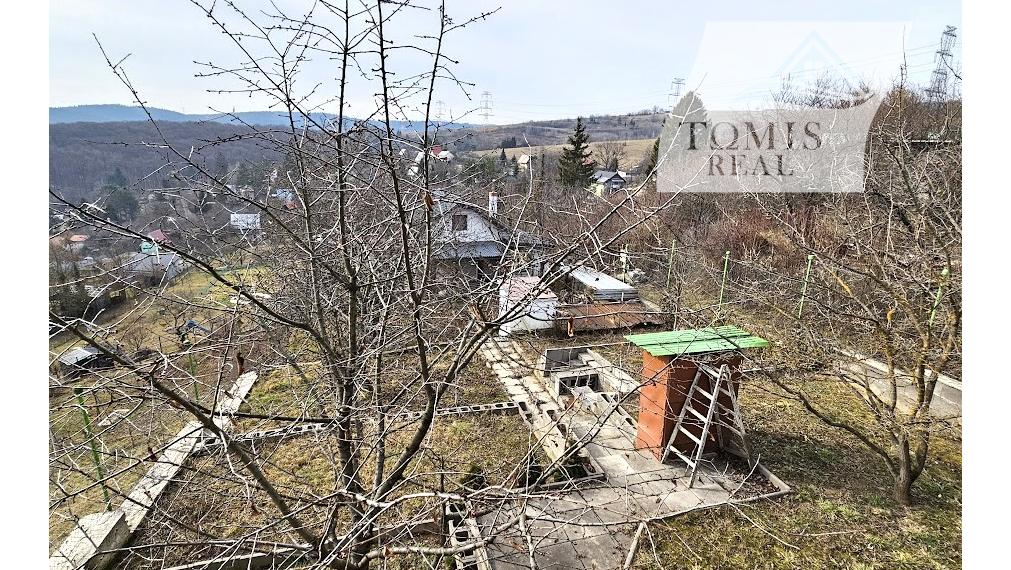 Murovaná chata KAVEČANY - VITALINA s výhľadom na okolitú prírodu