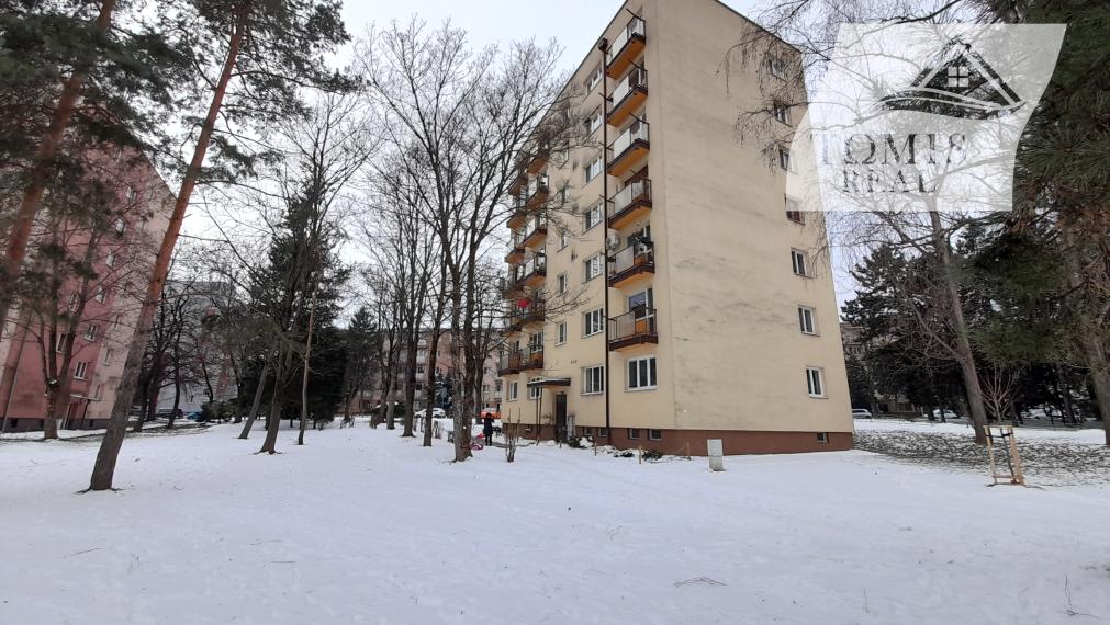 REZERVOVANÉ EXKLUZÍVNE 2 izbový byt s balkónom, Podhradová