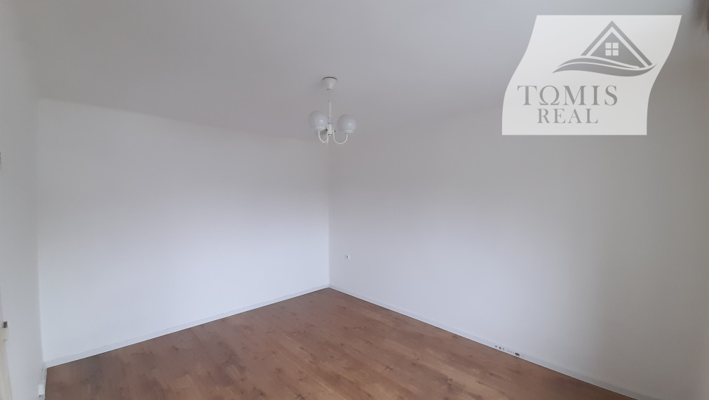 Na predaj svetlý 1 izbový byt, 34 m2 bez balkóna, Námestie oceliarov, Šaca