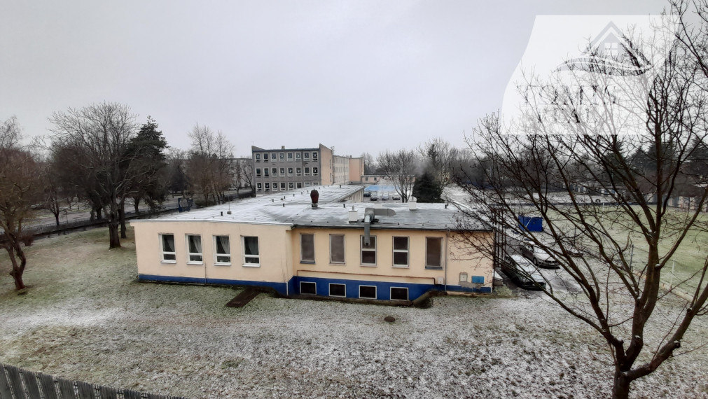 Na predaj svetlý 1 izbový byt, 34 m2 bez balkóna, Námestie oceliarov, Šaca