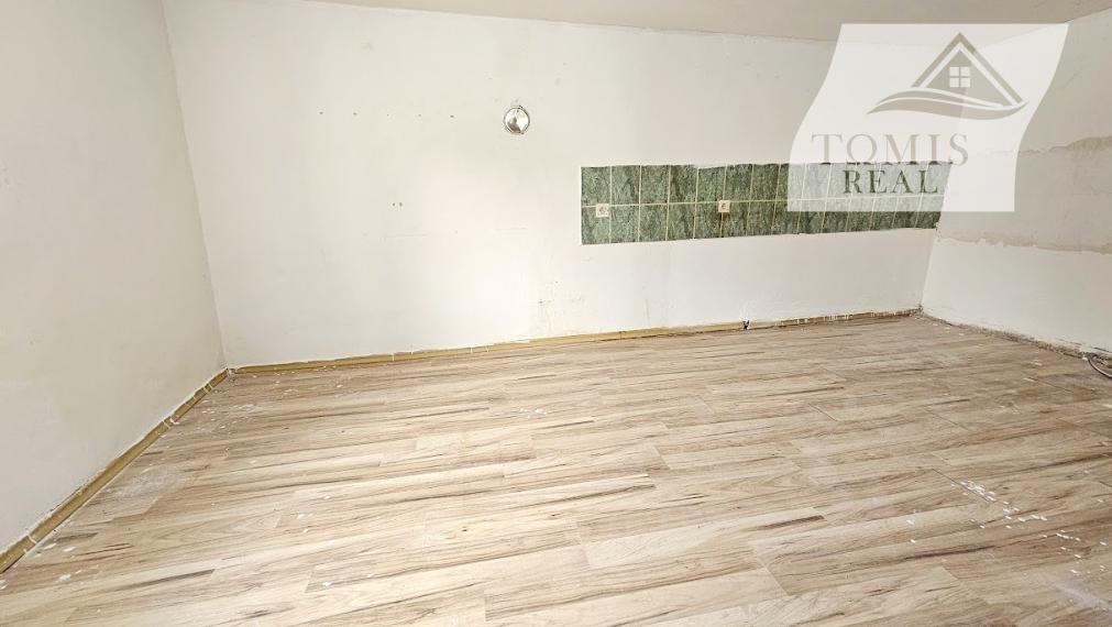 Rodinný dom v obci BUZICA s letnou kuchyňou