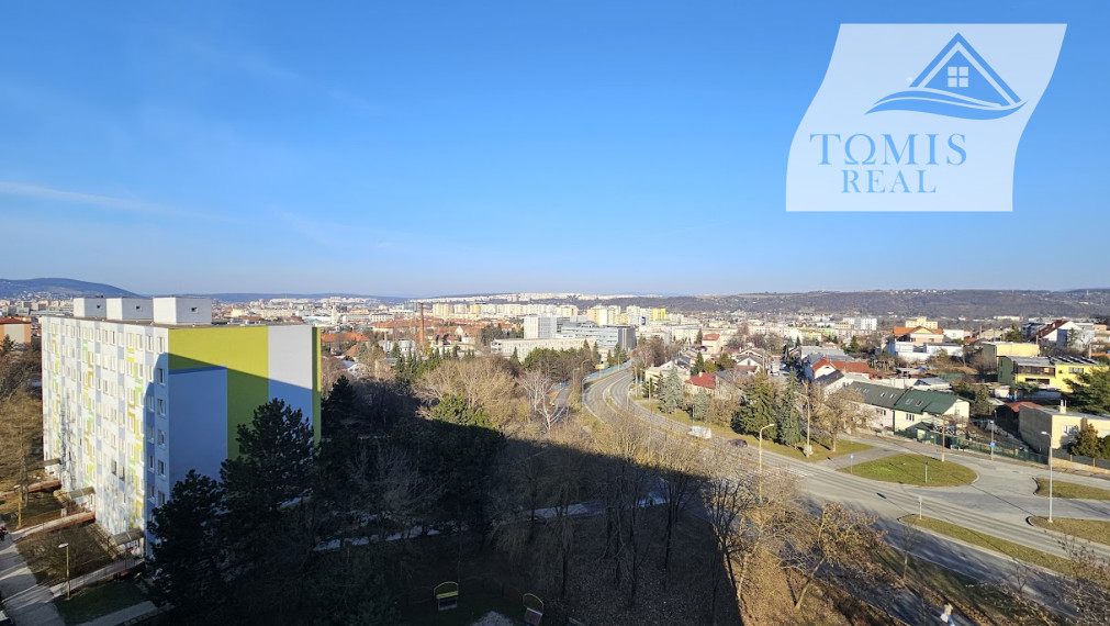 Turgenevova - 1 izbový byt 41 m2 s 6m loggiou a krásnym výhľadom na mesto