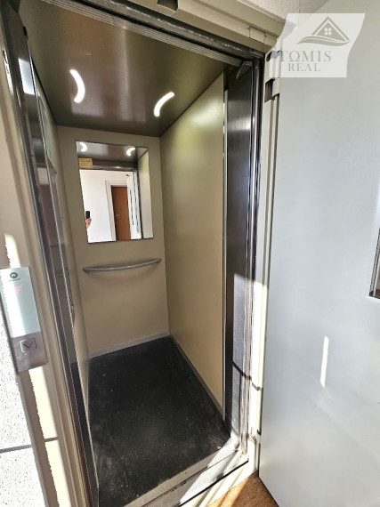 Turgenevova - 1 izbový byt 41 m2 s 6m loggiou a krásnym výhľadom na mesto