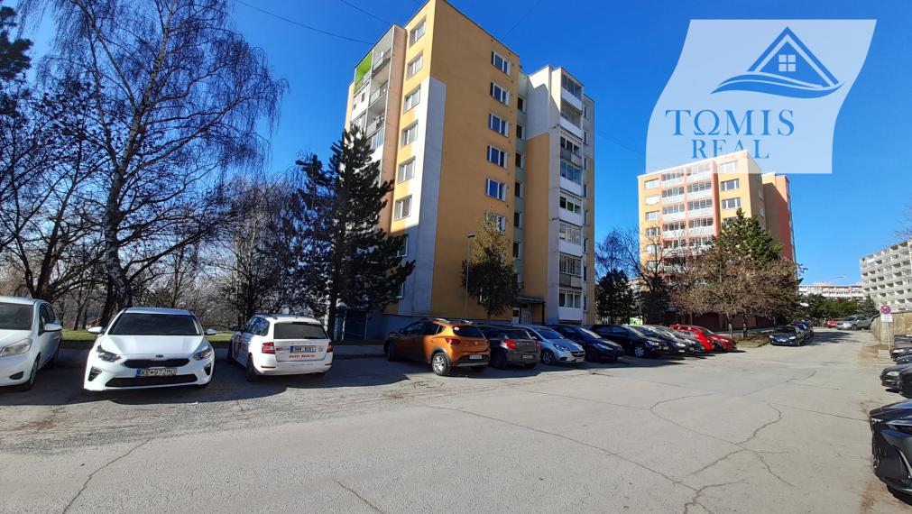 Priestranný 2 izbový byt, 58 m2, sídlisko Furča, Buzulucká