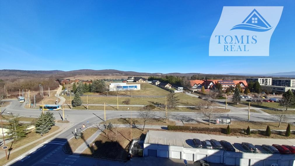 Ponúkame EXKLUZÍVNE na predaj 3 izbový byt, 64m2, sídlisko KVP.