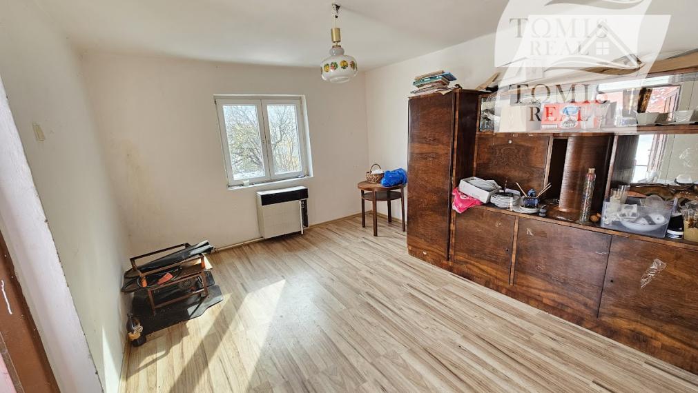 Rodinný dom v obci BUZICA s letnou kuchyňou