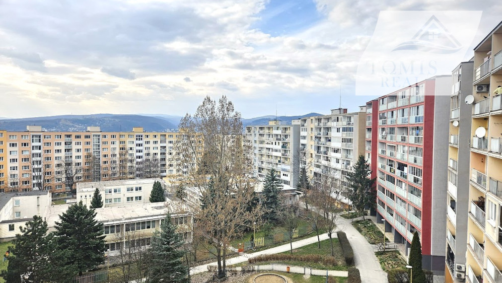 Garsónka s lodžiou, Kalinovská FURČA