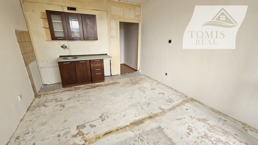 Garsónka s lodžiou, Kalinovská FURČA