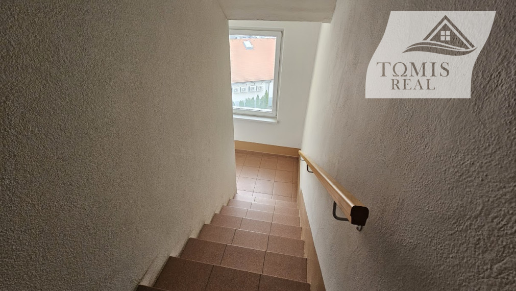 Garsónka s lodžiou, Kalinovská FURČA