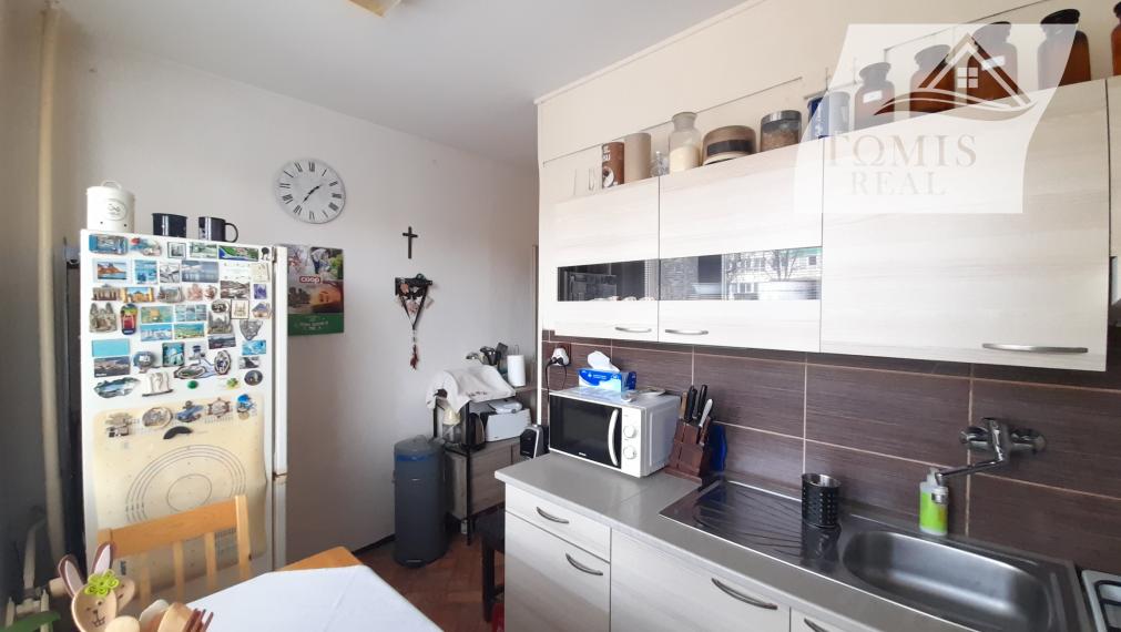 EXKLUZÍVNE na predaj pekný 3 izbový byt 66 m2, sídlisko Furča