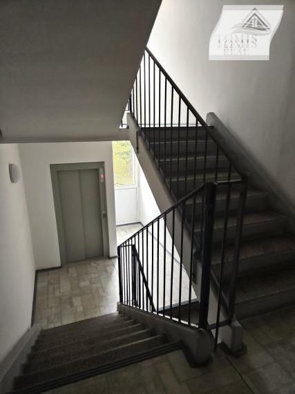 Ťahanovce, 4 izbový byt 80 m2, ideálny pre rodiny s deťmi