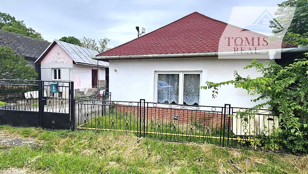 Rodinný dom v obci BUZICA s letnou kuchyňou