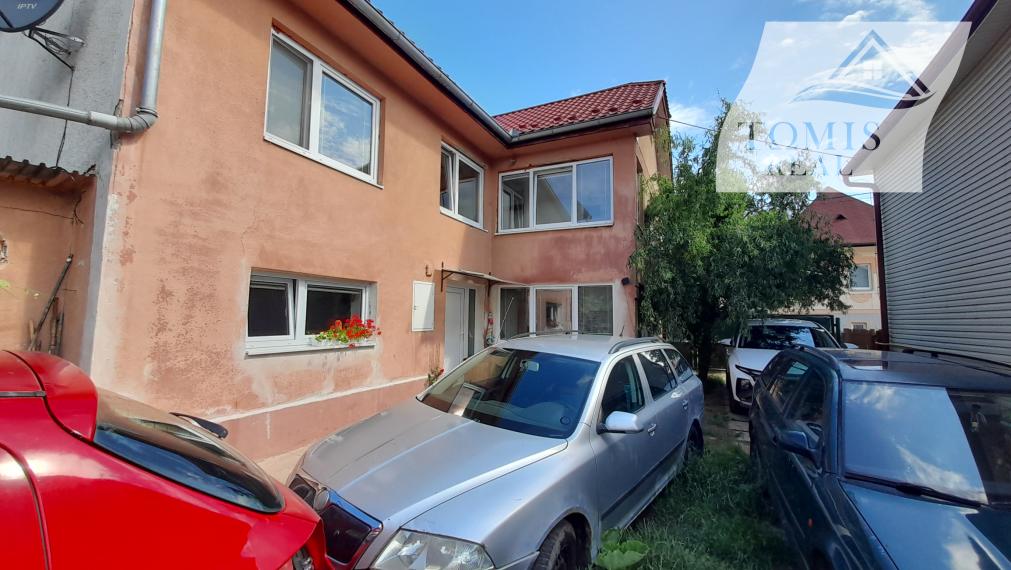 Hľadáte dokonalý rodinný prístav? 5-izbový tehlový dom s obrovským pozemkom v Myslave!
