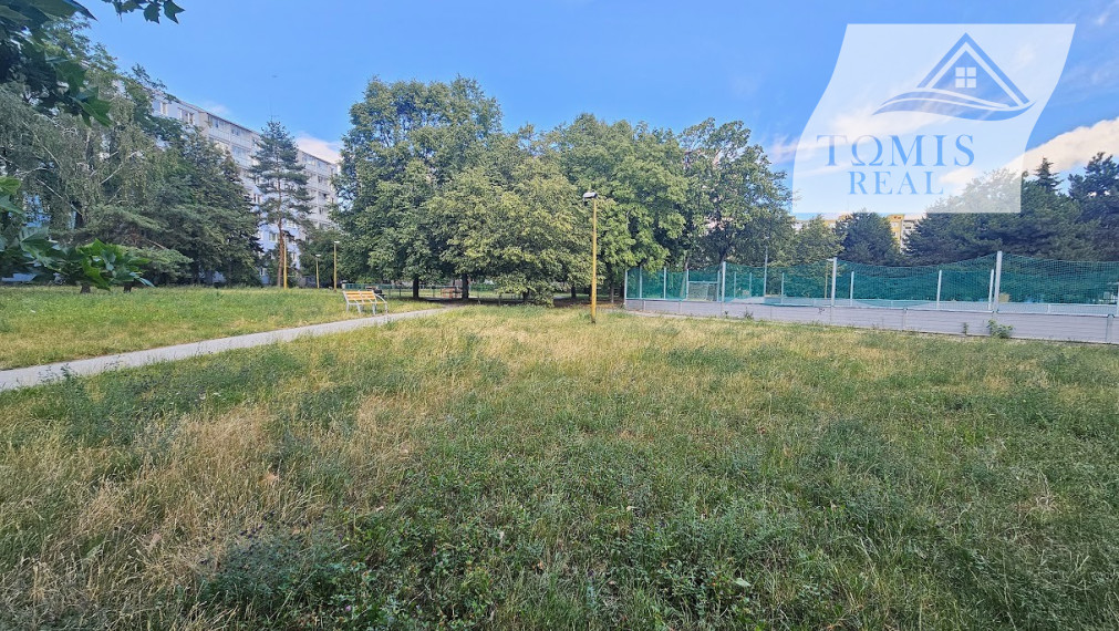 Pekný 3 izbový byt 70m2 s lodžiou a komorou pri OC Galérií Terasa