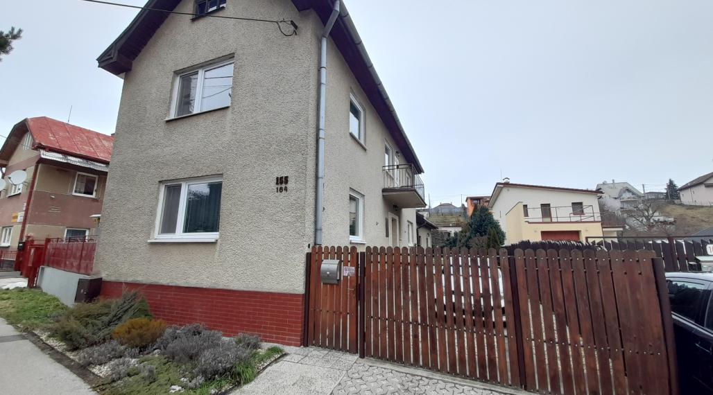 Rodinný dom v srdci Myslavy – bývanie s atmosférou vidieka v meste