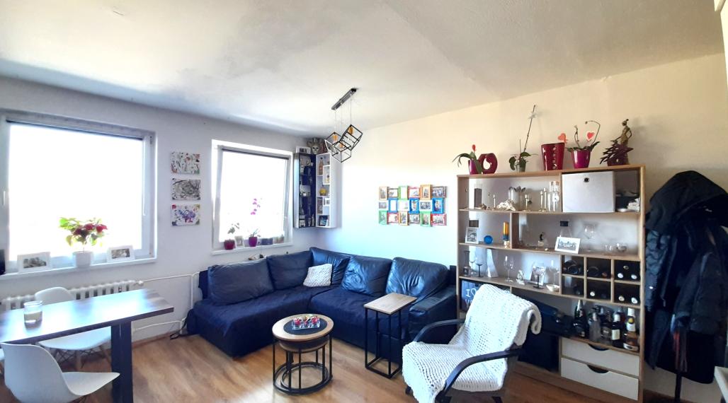 Ponúkame EXKLUZÍVNE na predaj 3 izbový byt, 64m2, sídlisko KVP.