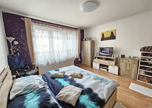 Bernoláková - Terasa 2 izbový byt so šatníkom