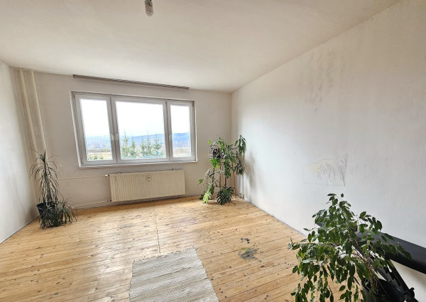 Ťahanovce, 4 izbový byt 80 m2, ideálny pre rodiny s deťmi