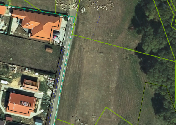 Stavebný rovinatý pozemok v lone prírody 912m2 20 km. od KE