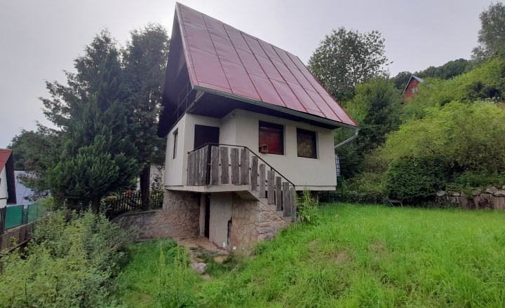 EXKLUZÍVNE 3 podlažná murovaná chata Medzev. - fotografia 7