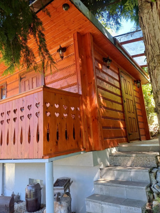 Predaj 2 podlažnej chaty v Medzeve. - fotografia 1